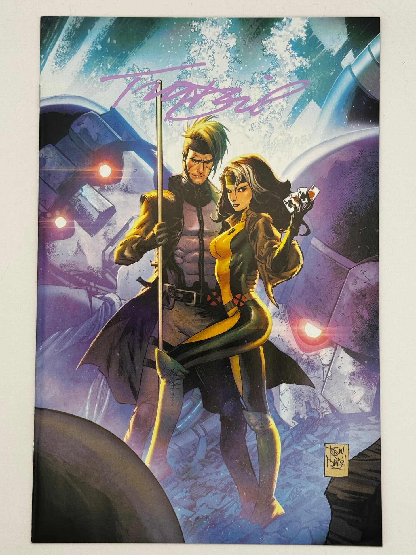 GAMBIT #4 SIGNED Tony Daniel Virgin VAR w/COA